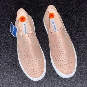 Steve Madden Slip Ons